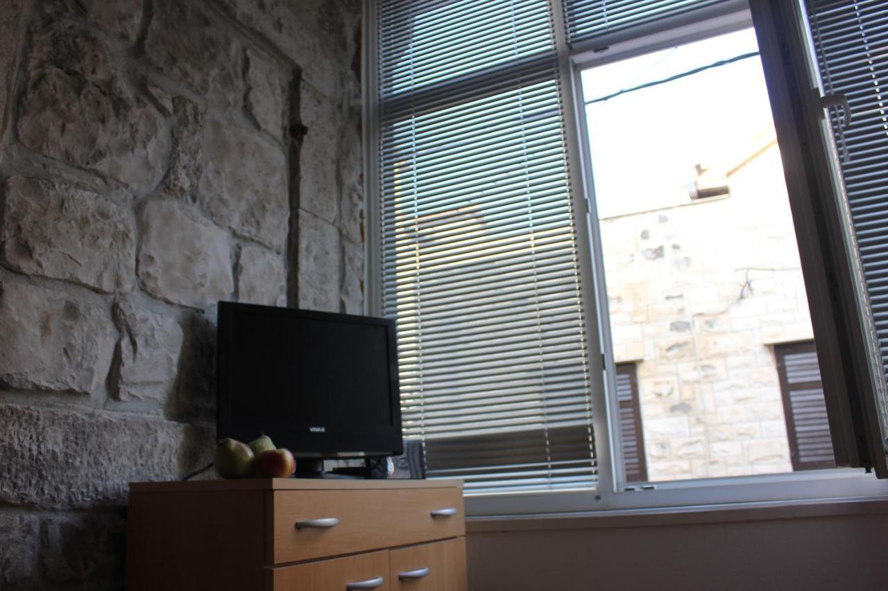Lira - Studio Apartment Trogir Bagian luar foto